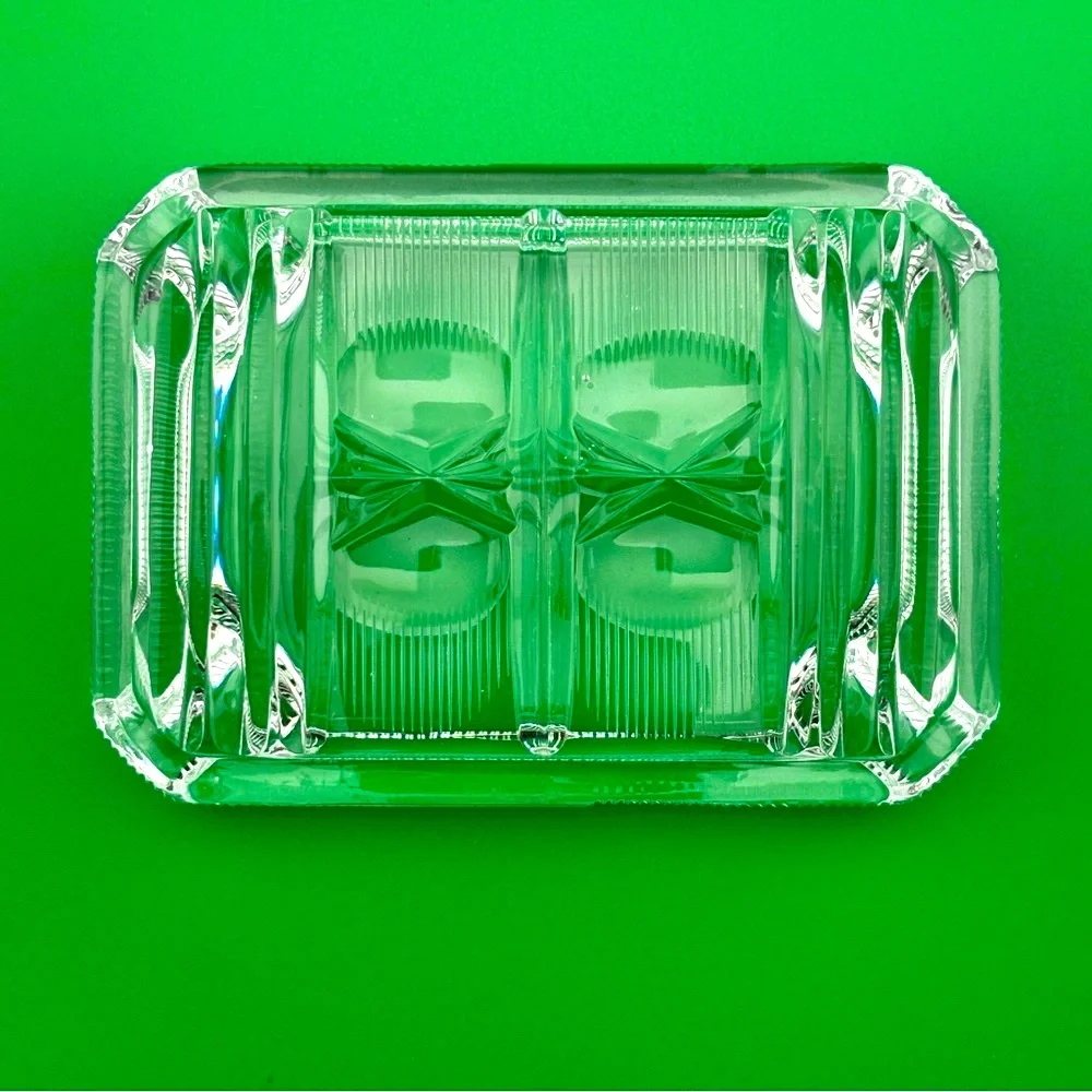 Vintage American Brillant Cut Glass Covered Cigarette Box.